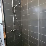 Entier Dans Un Espace De Verdure * Perpignan