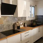 Daire Entier Dans Un Espace De Verdure Perpignan